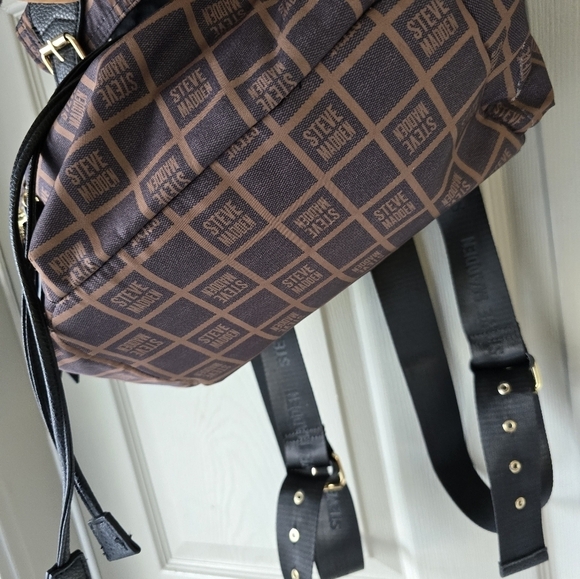 Steve Madden Backpack Black Brown Monogram Carryall Women Large Excellent - Picture 8 of 16